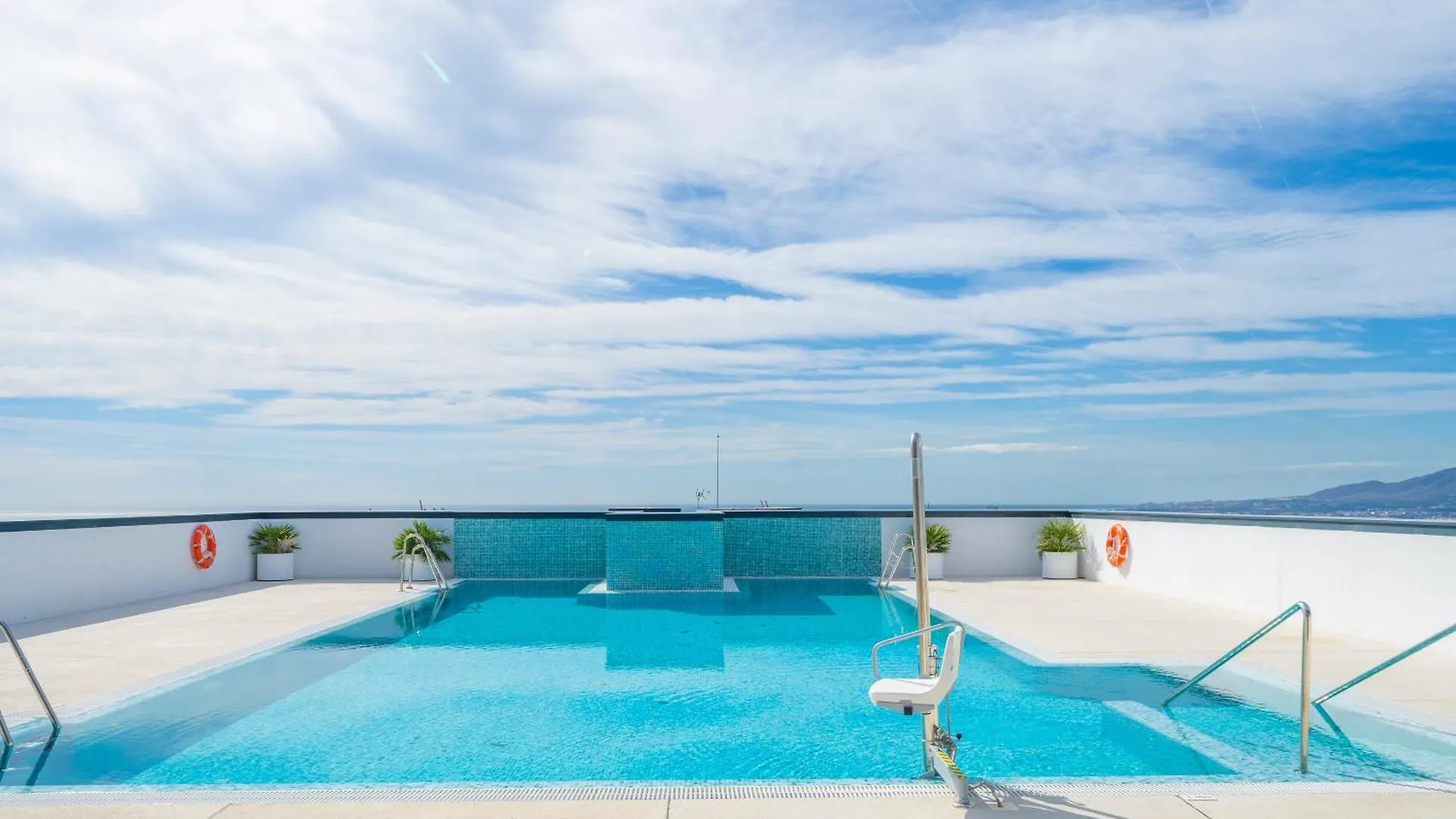 Xpce Urban 2 Malaga Skyline Parking Free Apartment