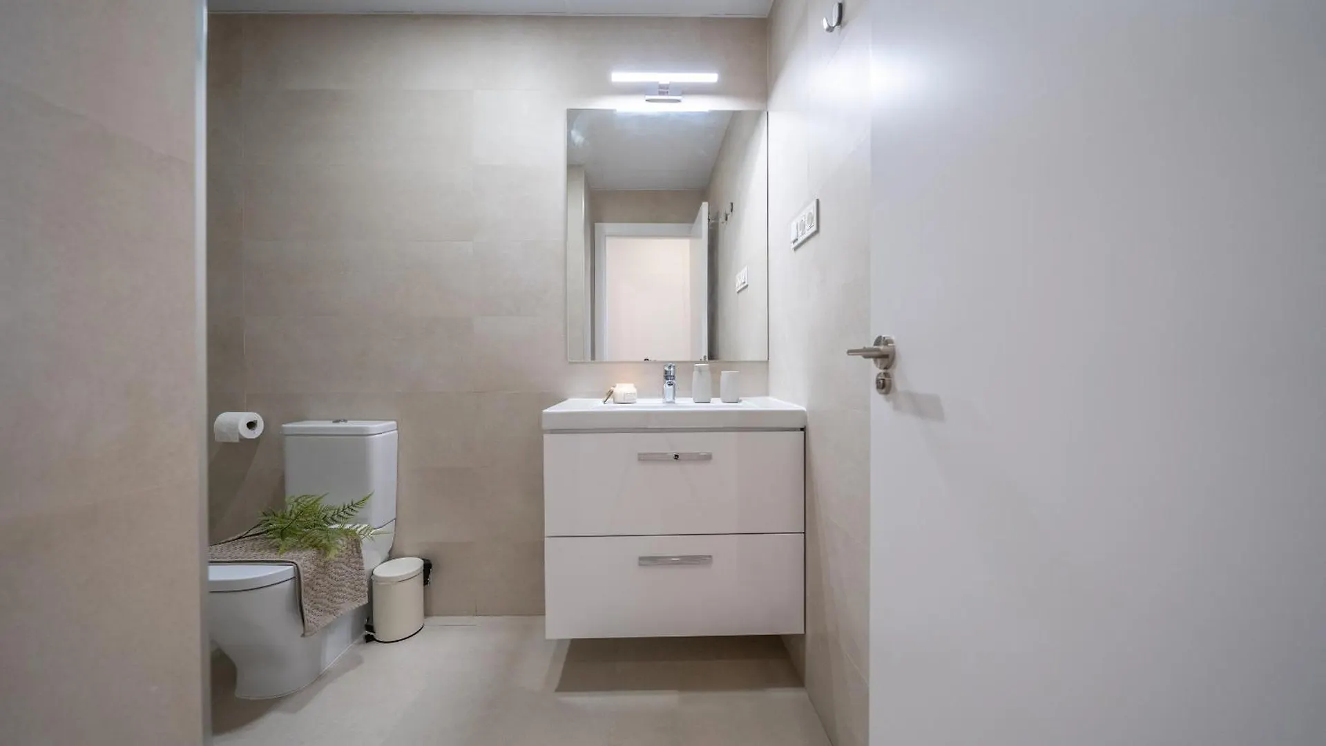 Xpce Urban 2 Malaga Skyline Parking Free Apartment